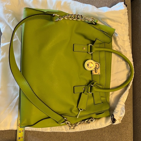 Michael Kors bag and wallet - Picture 4 of 4